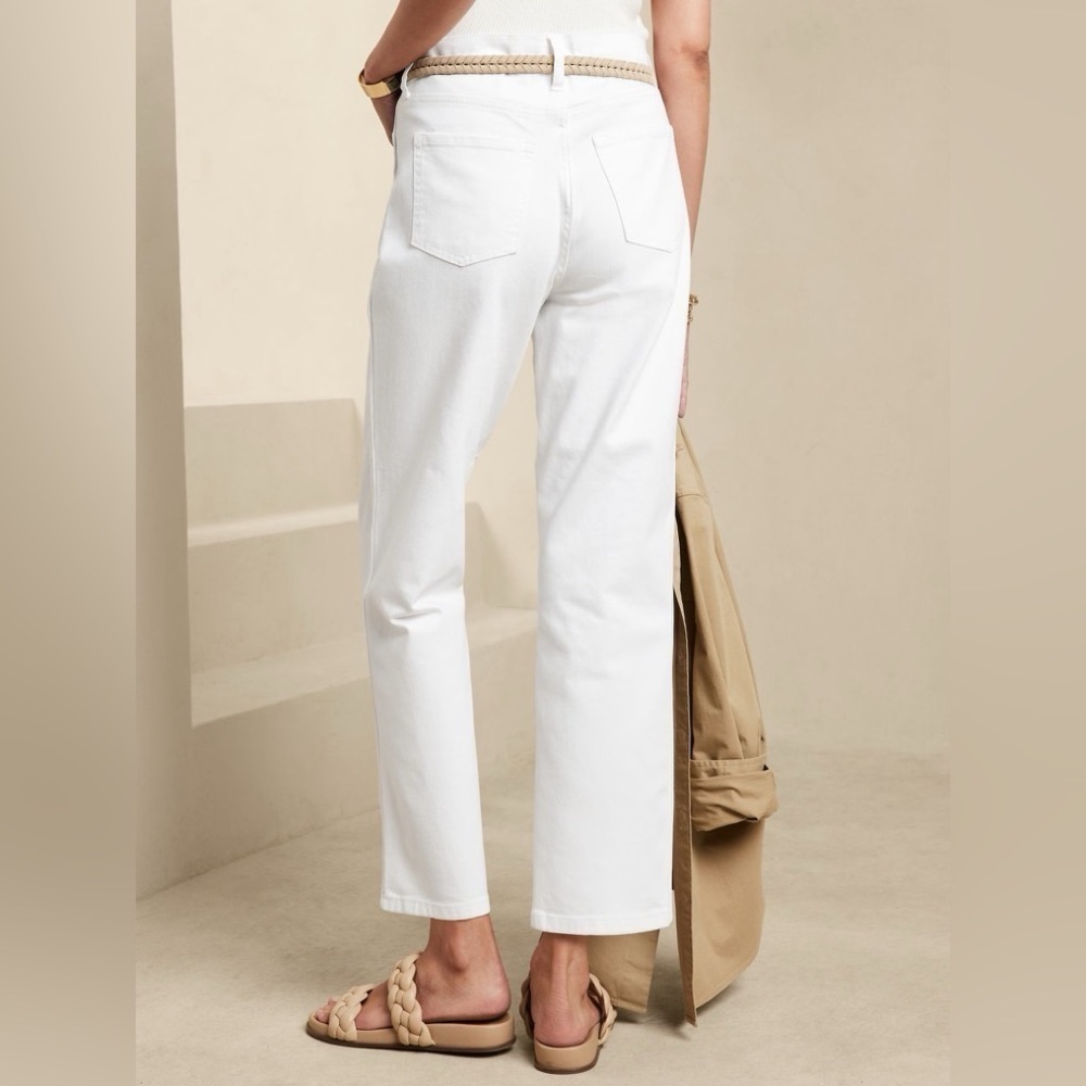 NWT! Banana Republic Women’s White Slouched Ankle Jean - Size 33/16 🩷 - Picture 4 of 6